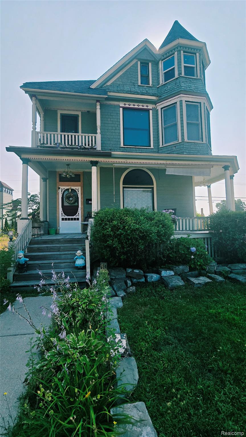 1516 6th Street Property Photo 1