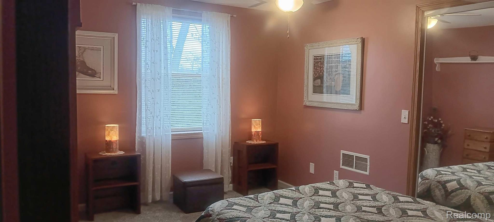 58670 River Heights Drive Property Photo 35