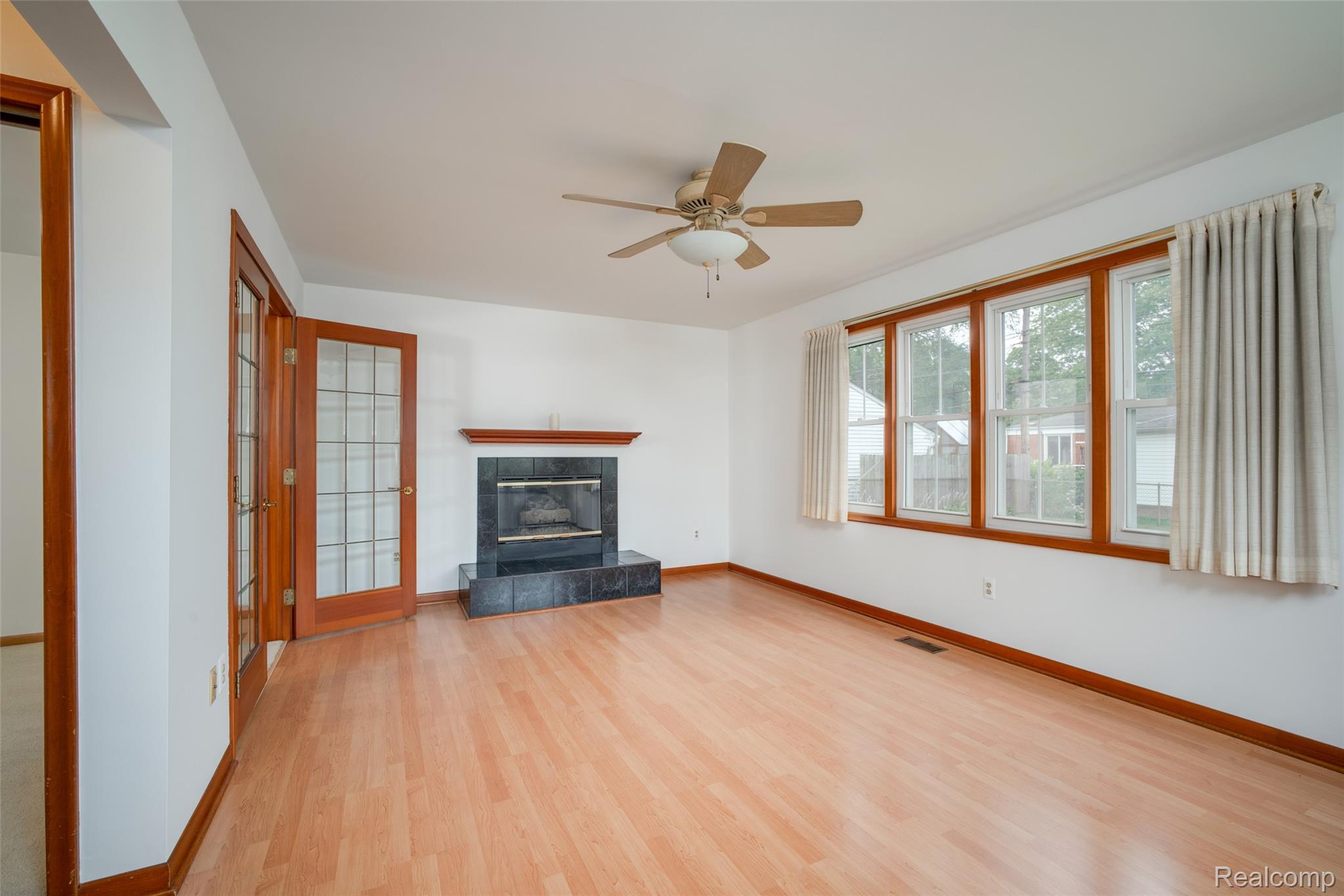 29505 Milton Avenue Property Photo 11