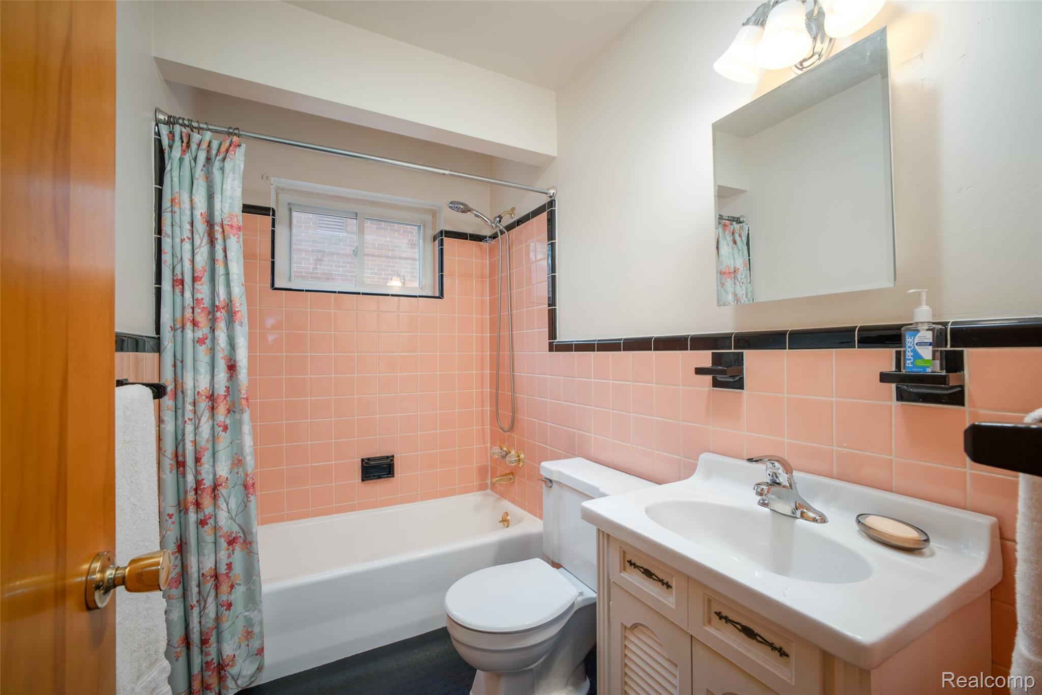 29505 Milton Avenue Property Photo 18