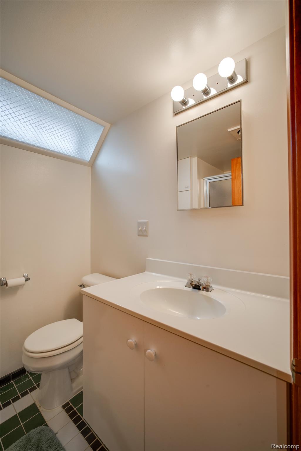 29505 Milton Avenue Property Photo 23