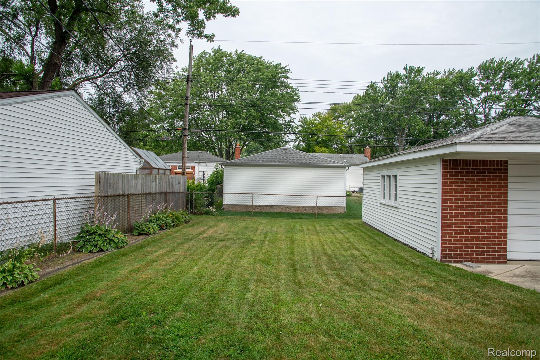 29505 Milton Avenue Property Photo 26