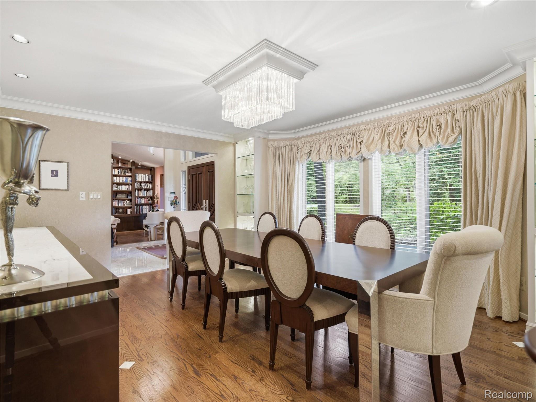 4751 Rolling Ridge Road Property Photo 8