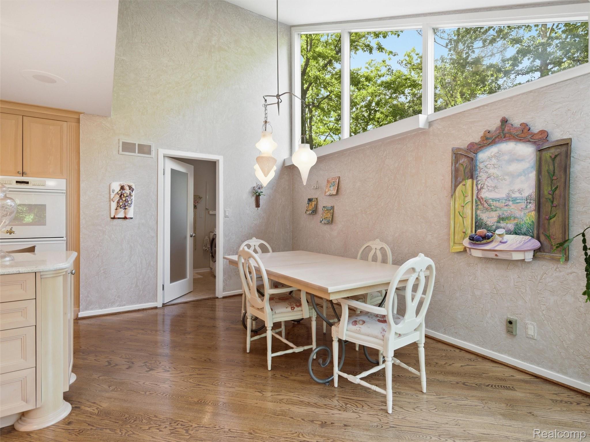 4751 Rolling Ridge Road Property Photo 16