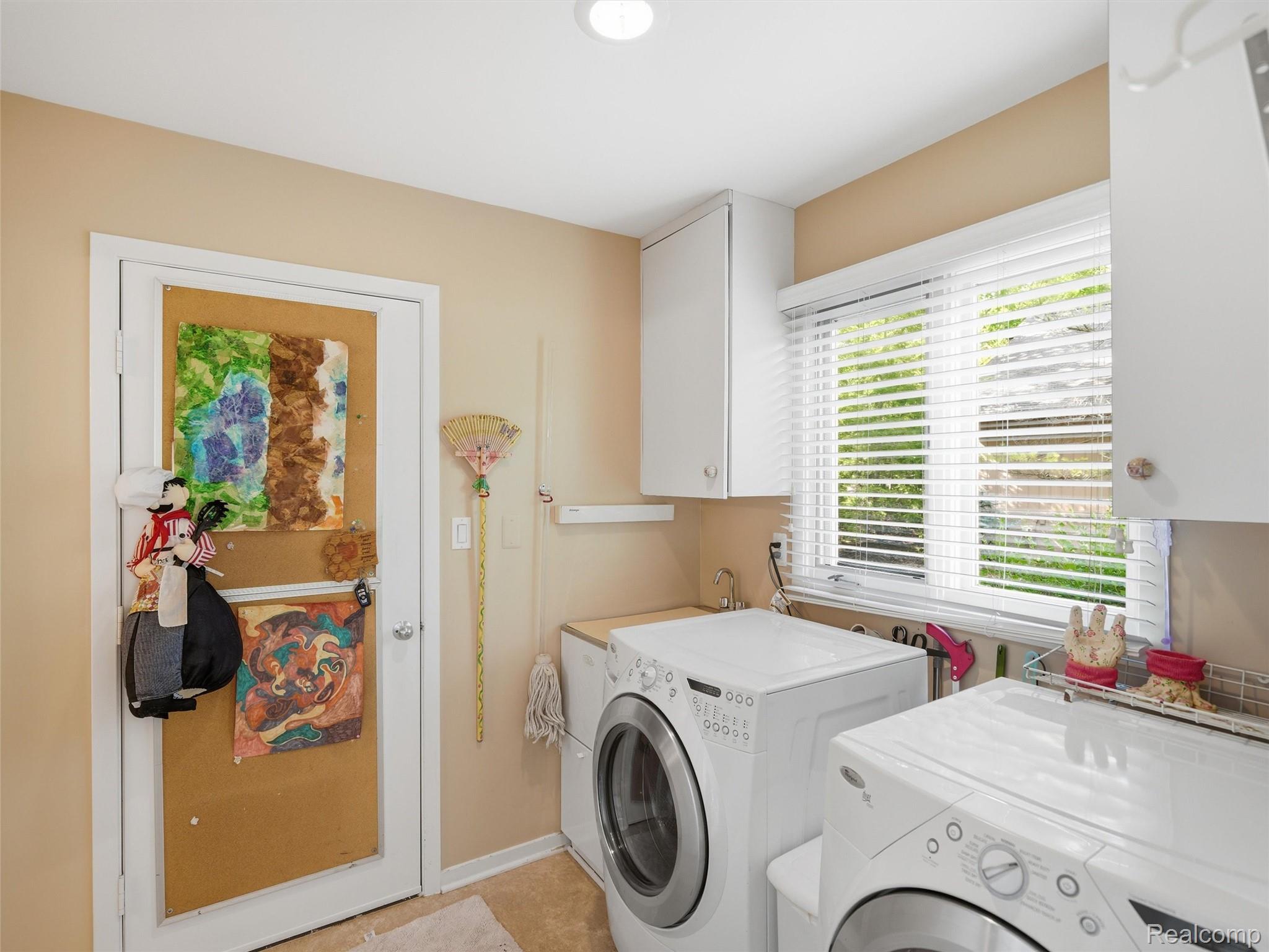4751 Rolling Ridge Road Property Photo 17