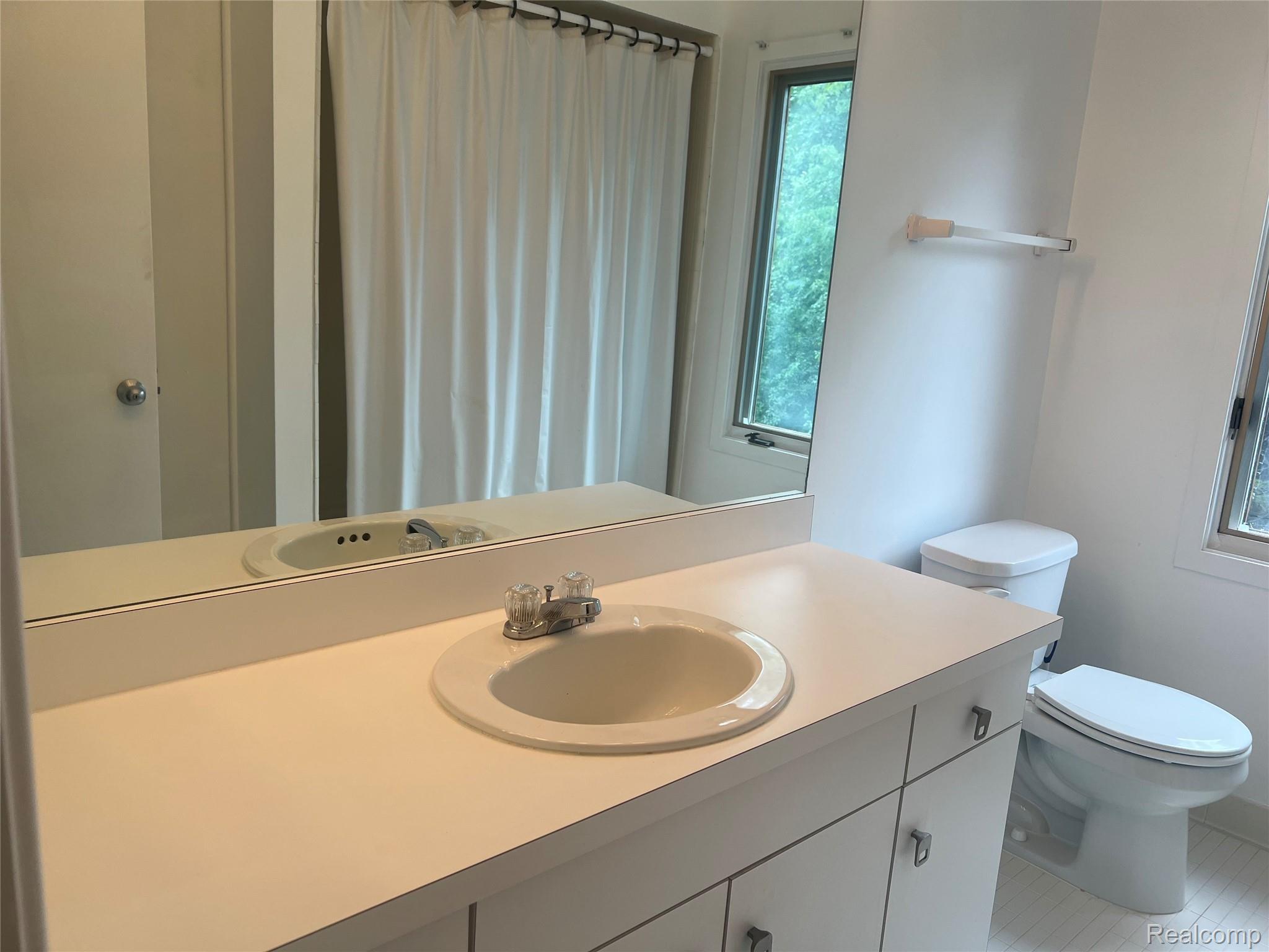 4751 Rolling Ridge Road Property Photo 29