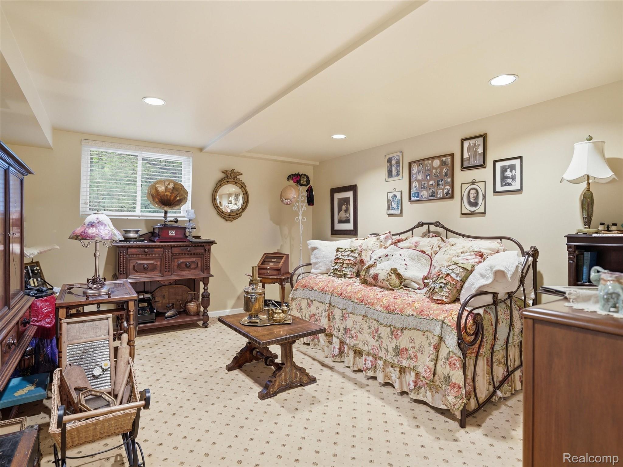 4751 Rolling Ridge Road Property Photo 37