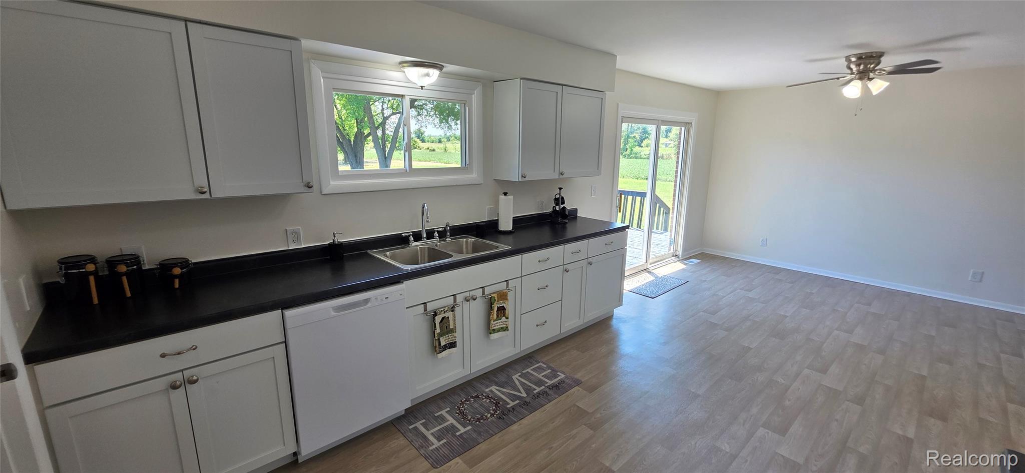 4363 W Dodge Road Property Photo 12