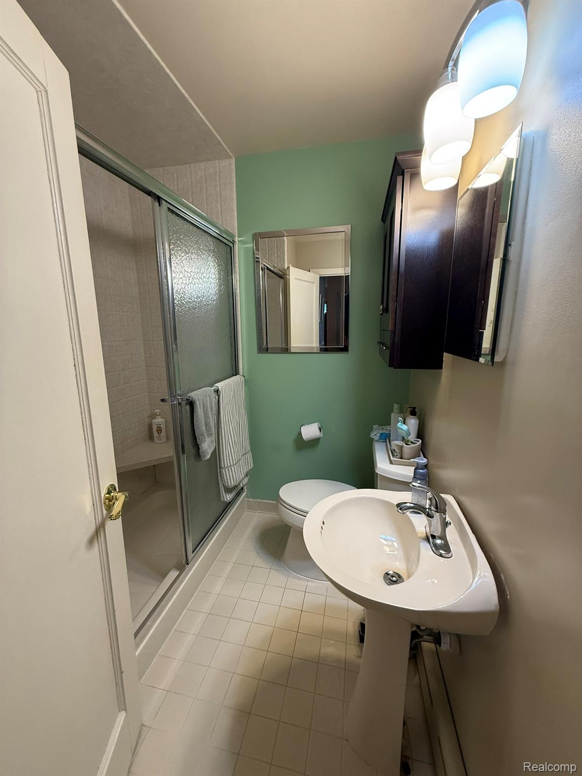 22225 Saint Gertrude Street Property Photo 11