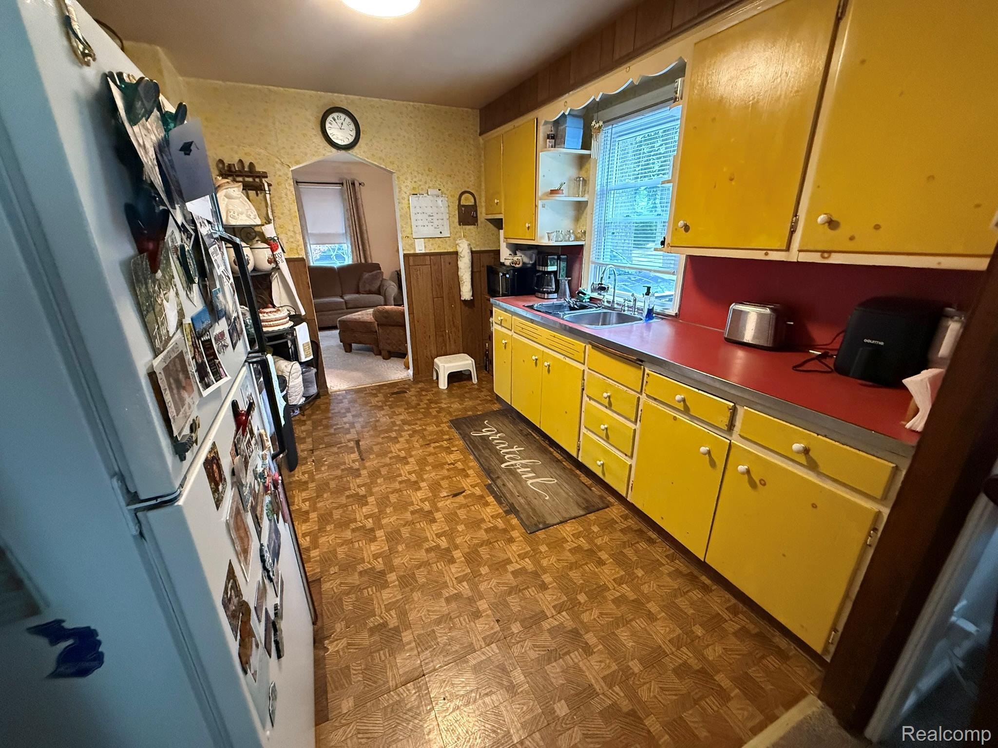 22225 Saint Gertrude Street Property Photo 16