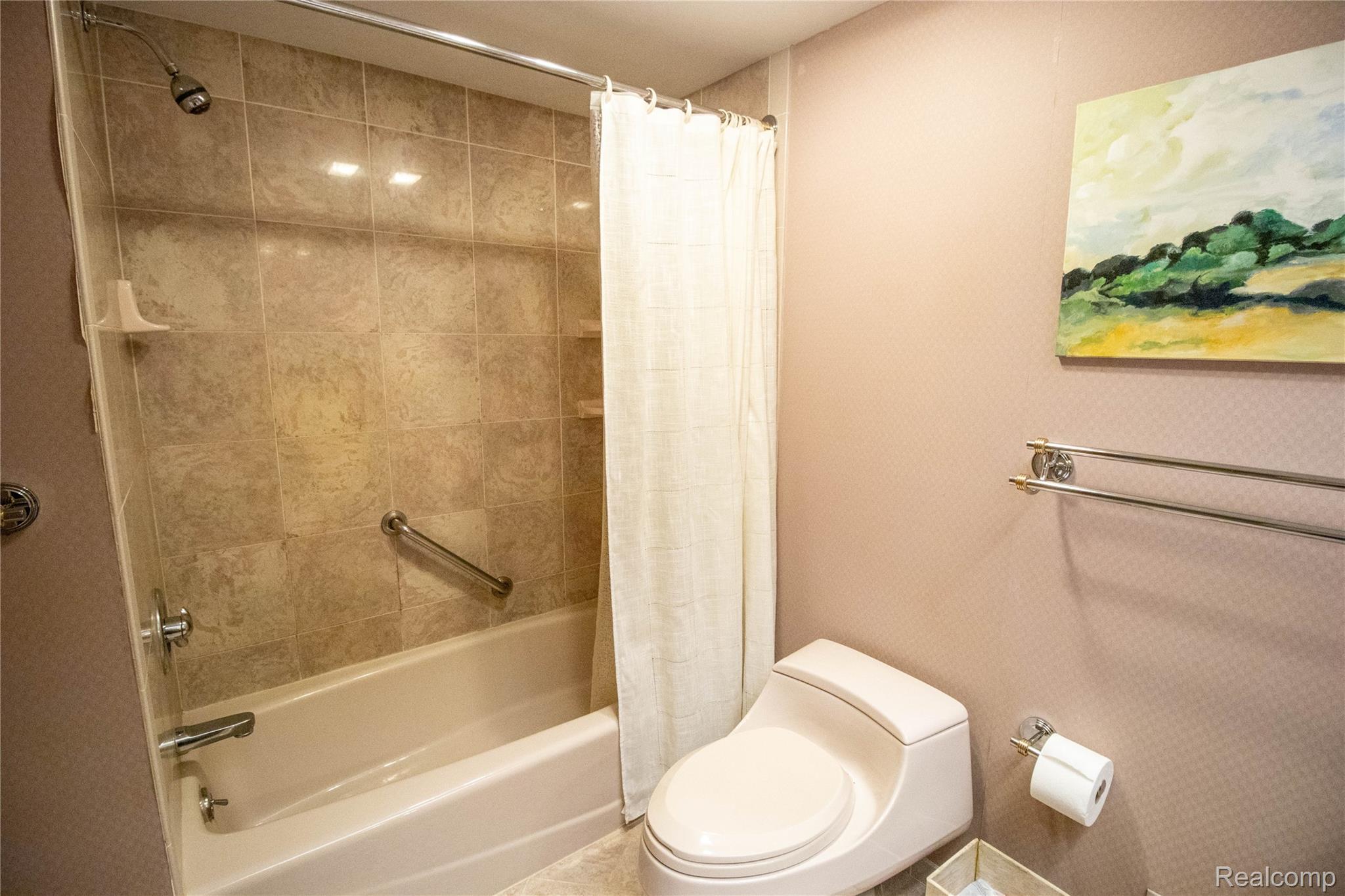 9302 Green Tree Drive Property Photo 27