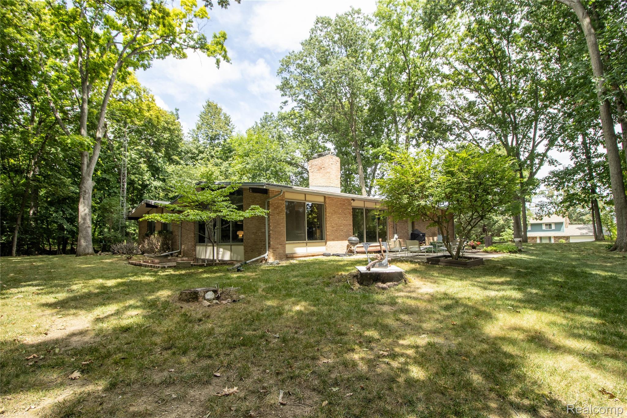 9302 Green Tree Drive Property Photo 45