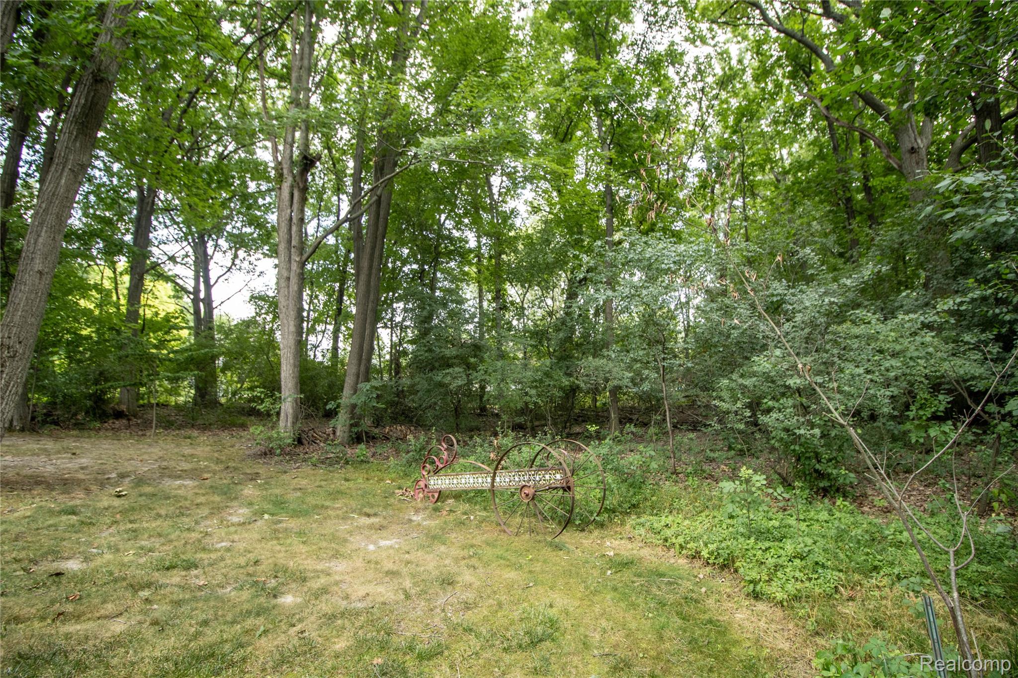 9302 Green Tree Drive Property Photo 59