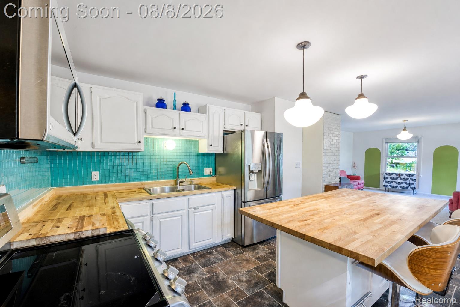1105 Hasper Drive Property Photo 2