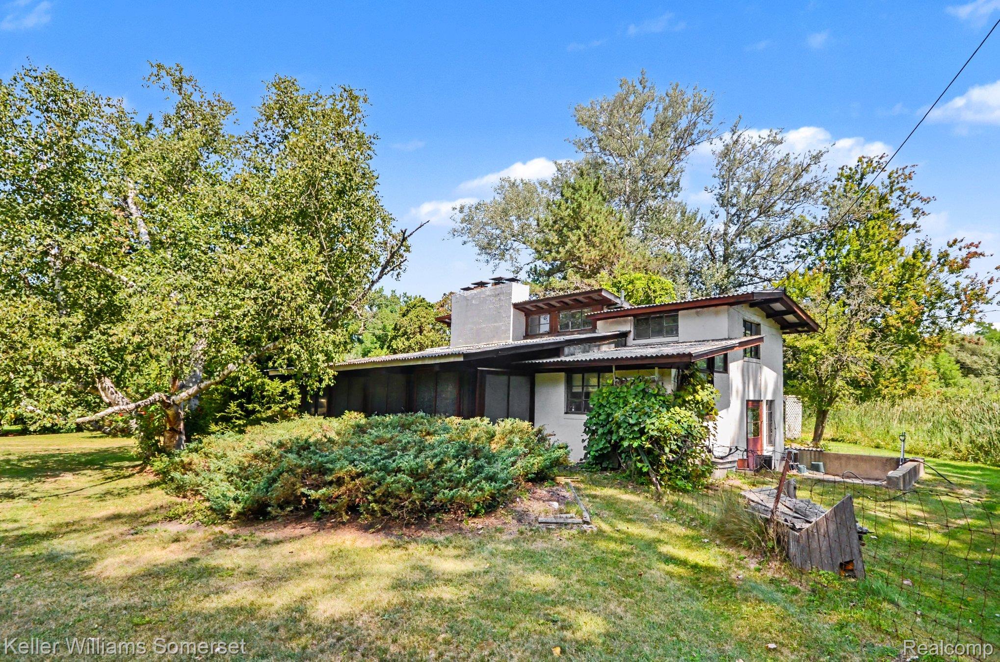 6920 Coolidge Highway Property Photo 24