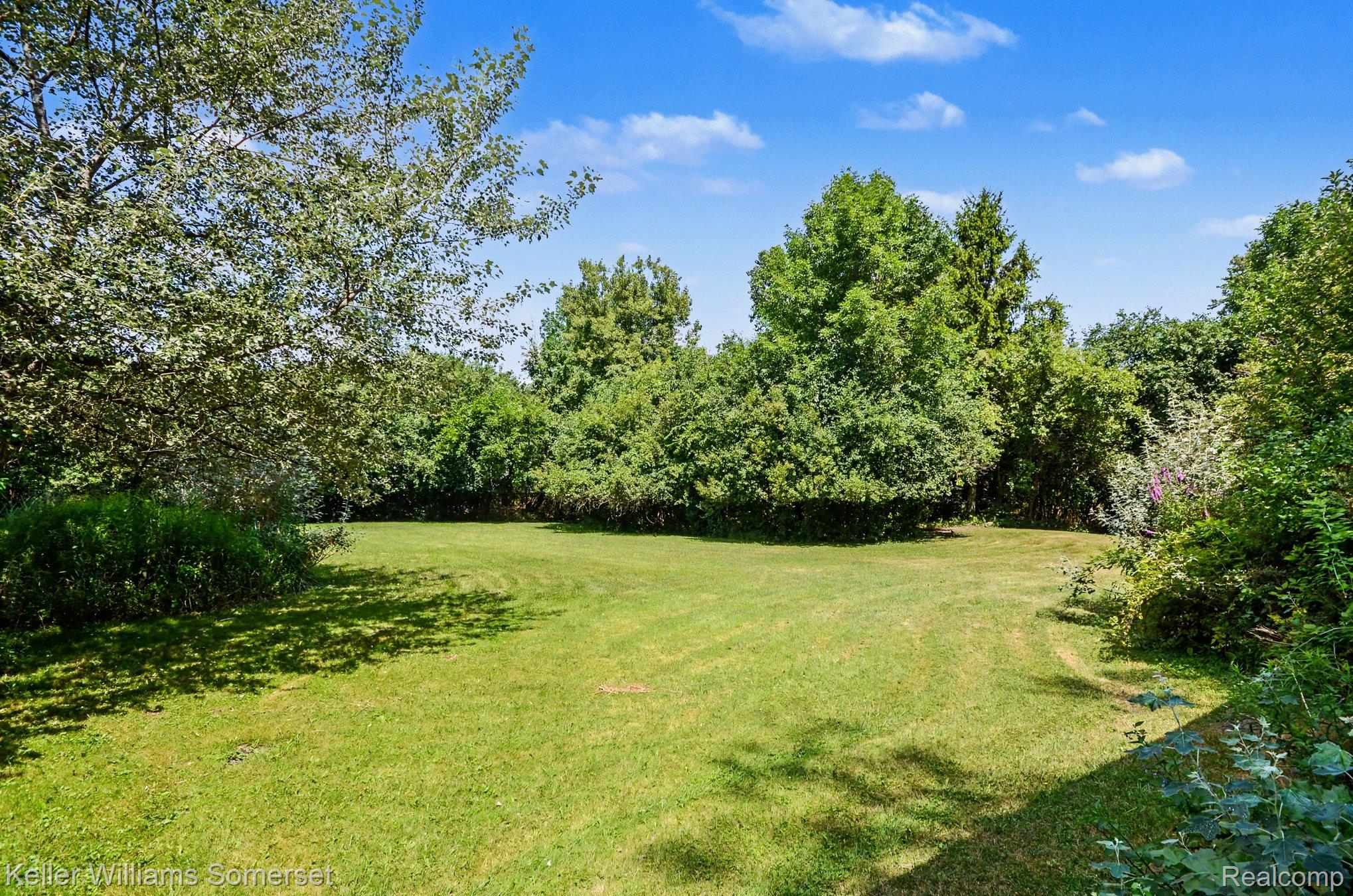 6920 Coolidge Highway Property Photo 27