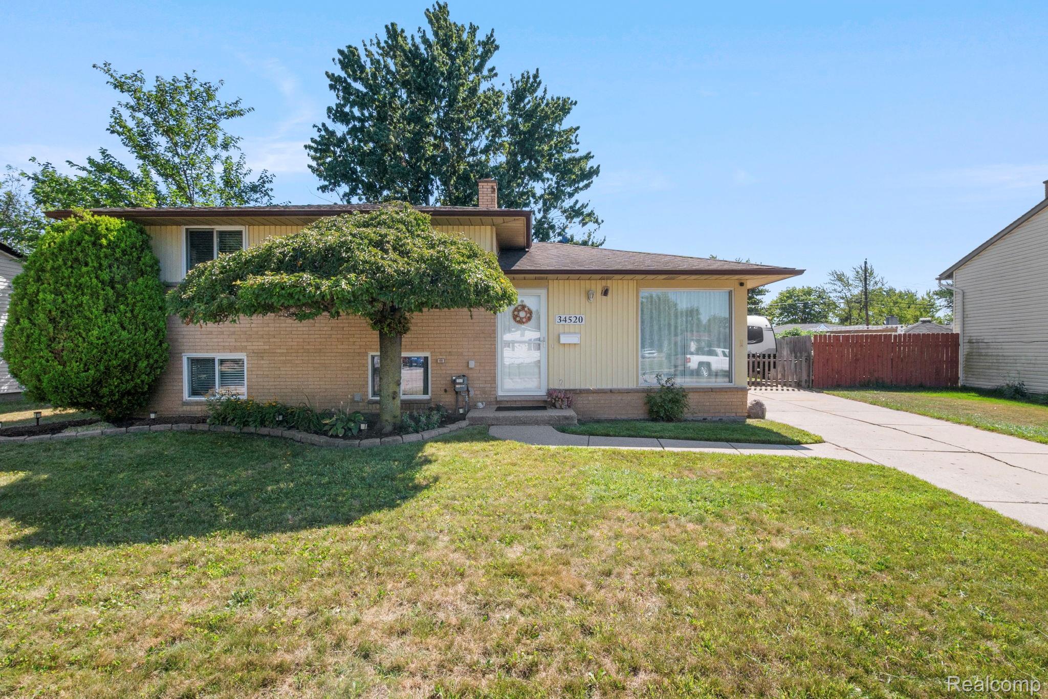 34520 Sandwood Drive Property Photo 1