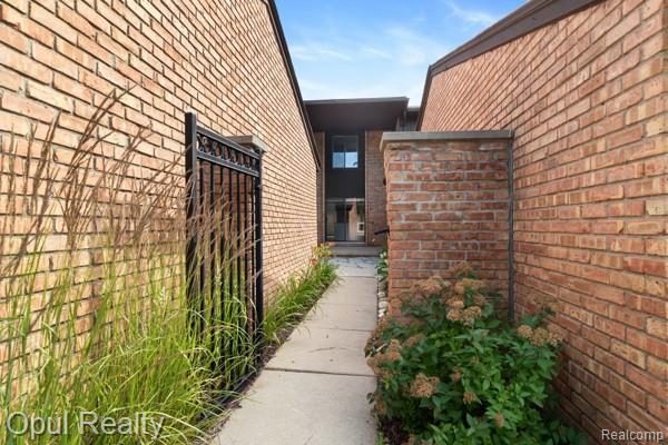 3961 Chablis Street Property Photo 3