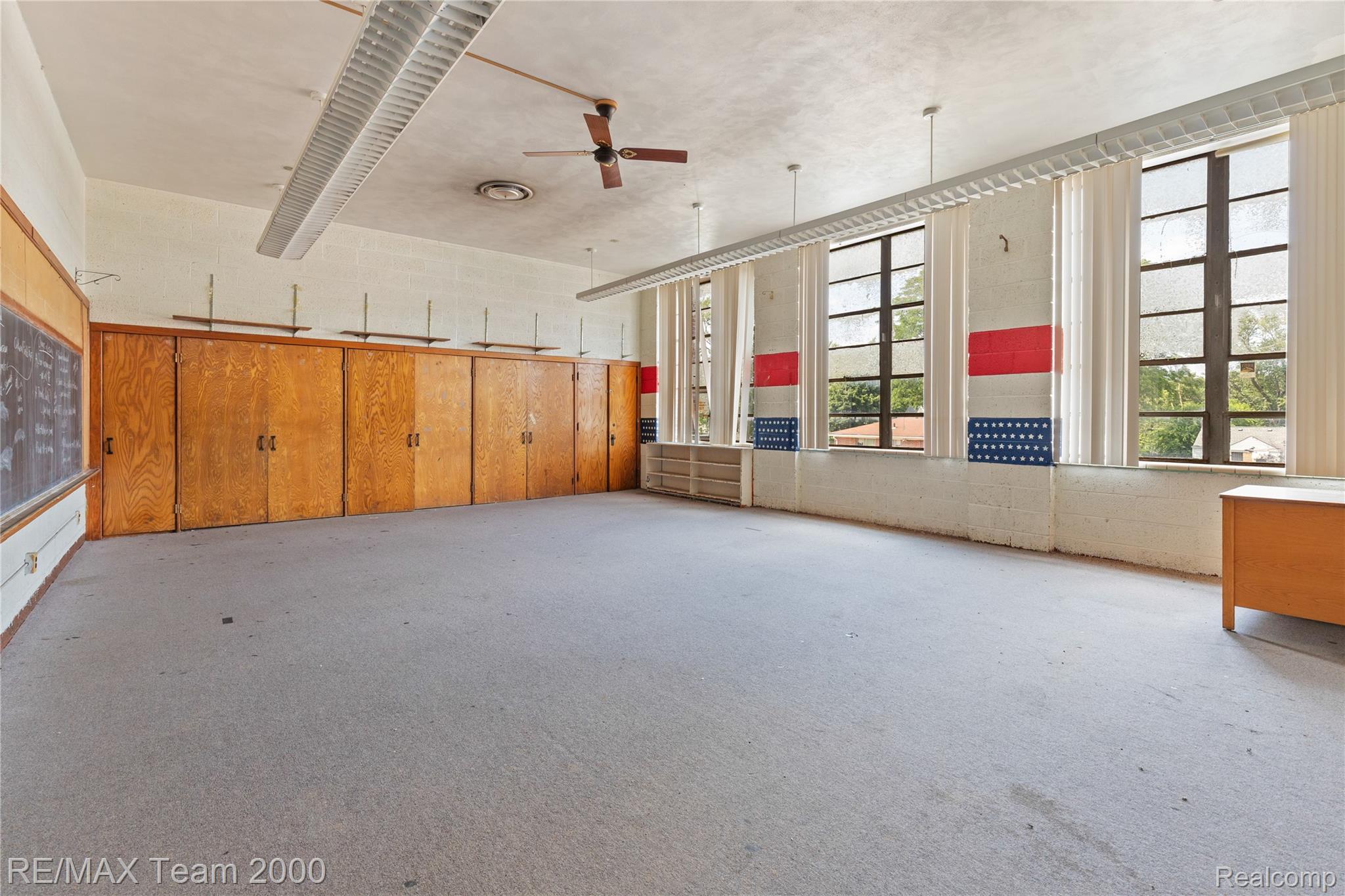 26123 Mcdonald Street Property Photo 27