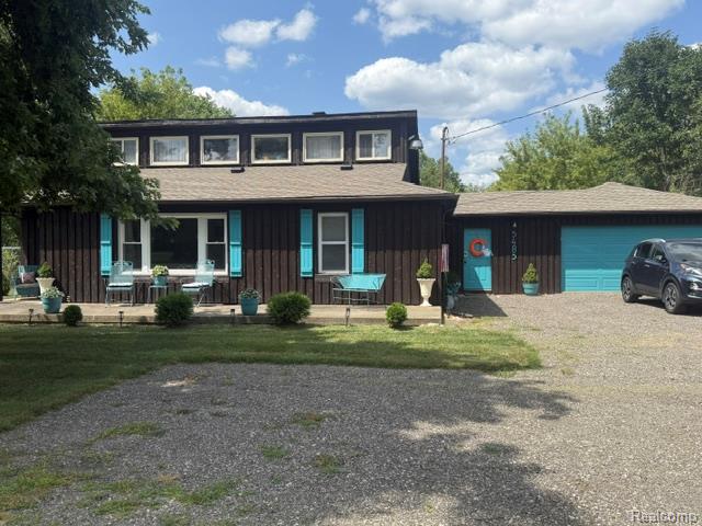 5485 N Linden Road Property Photo 1