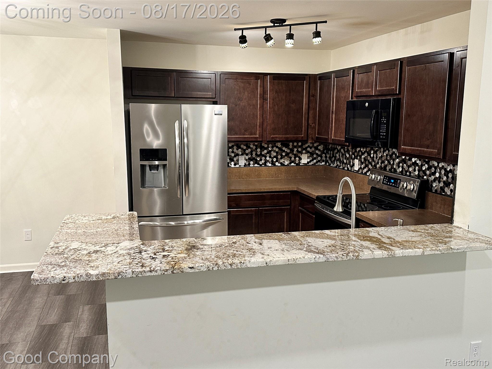 29603 Fox Run Circle Property Photo 5