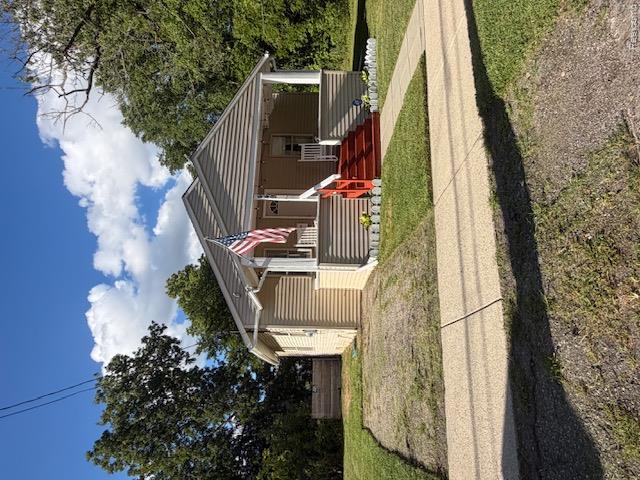 449 Midway Avenue Property Photo 2