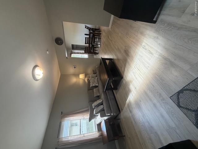 449 Midway Avenue Property Photo 4