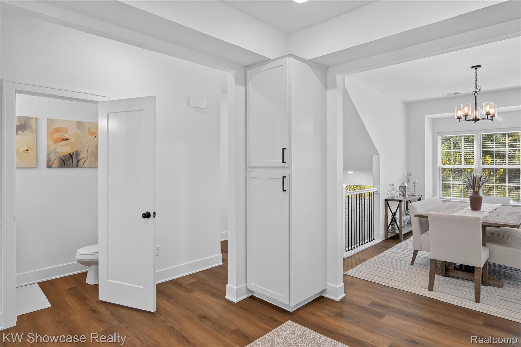 553 Village Lane Property Photo 13