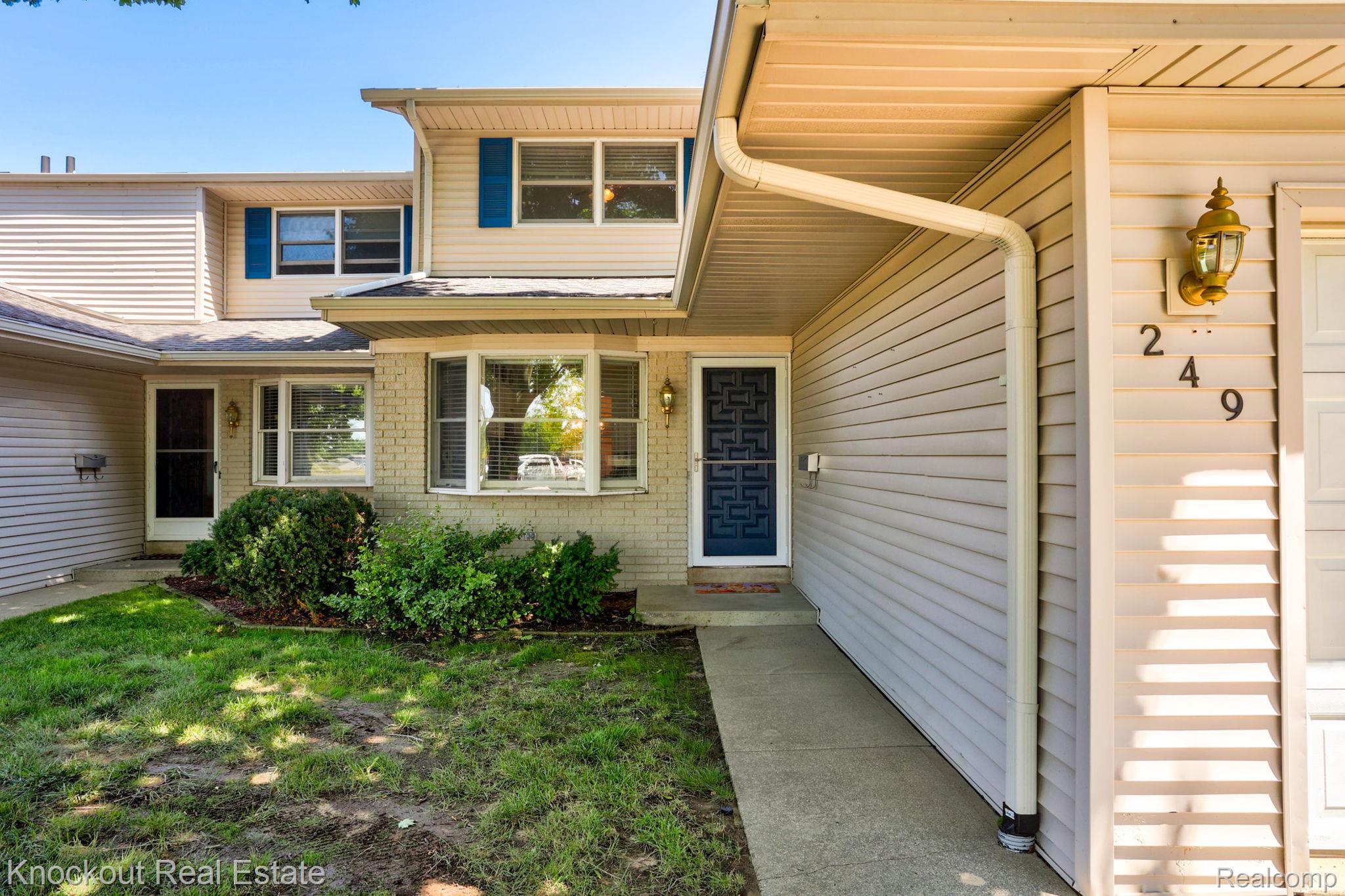 249 Churchgrove Road Property Photo 1