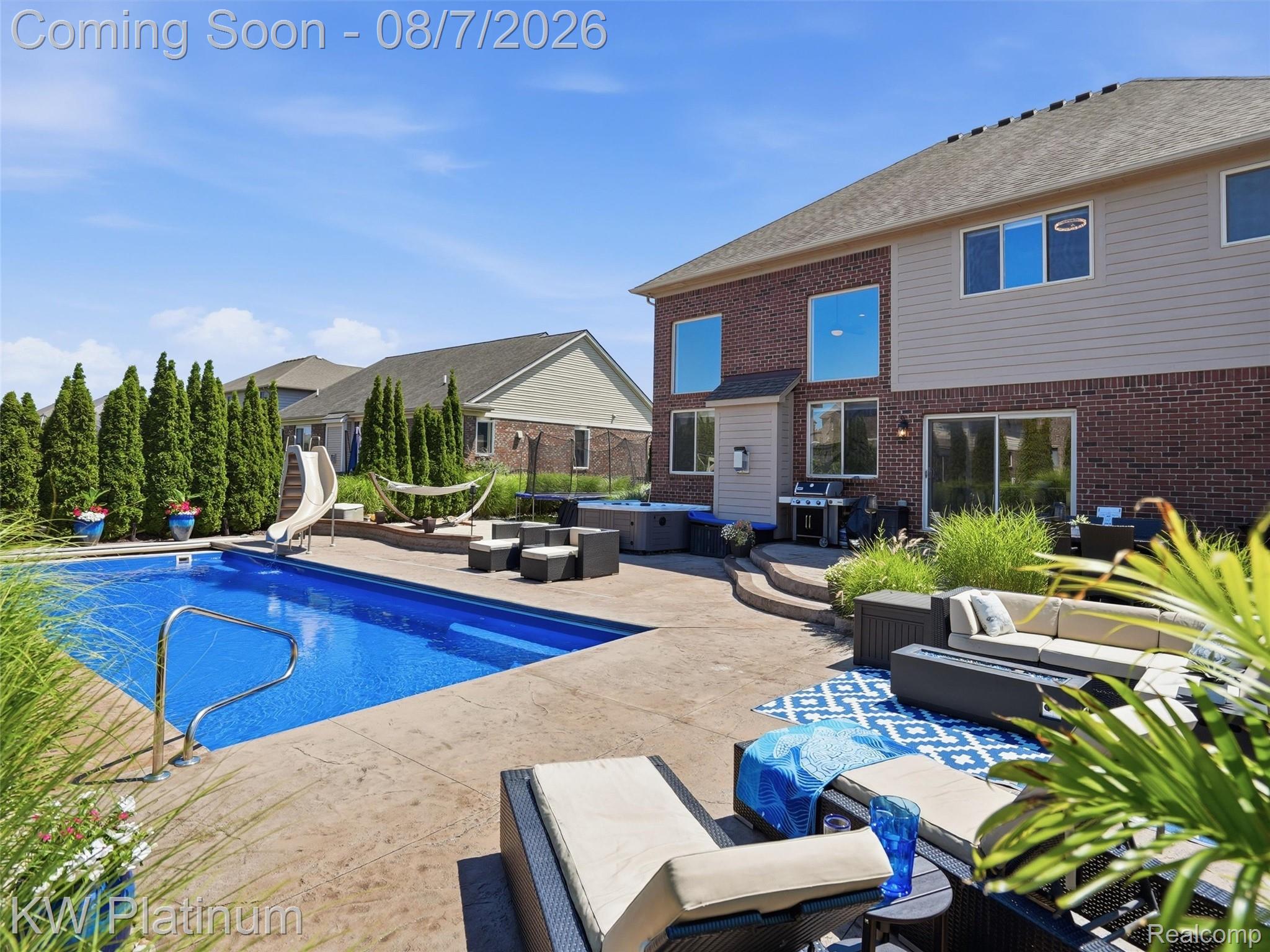 19275 Elkhound Drive Property Photo 2