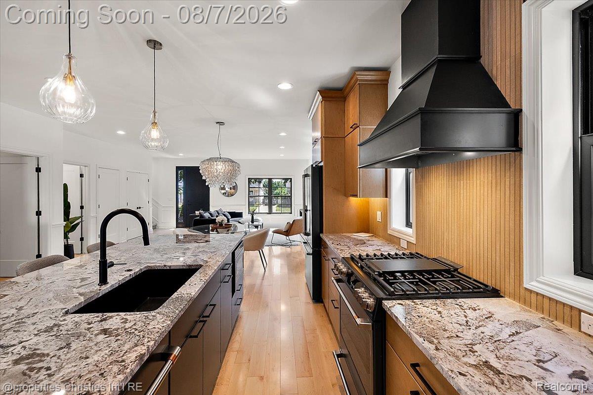 1935 Brookwood Avenue Property Photo 15
