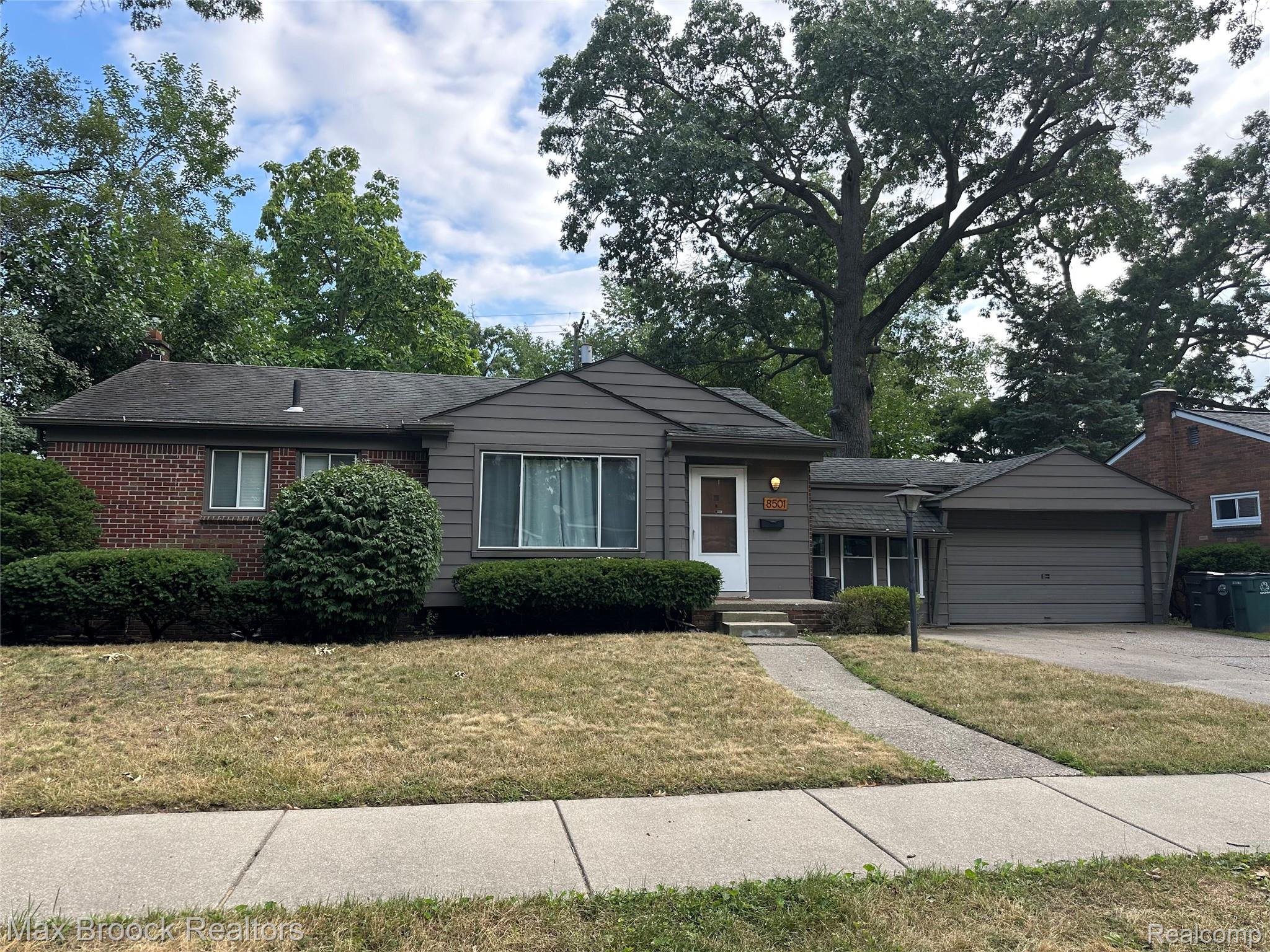 8501 Northfield Boulevard Property Photo 1