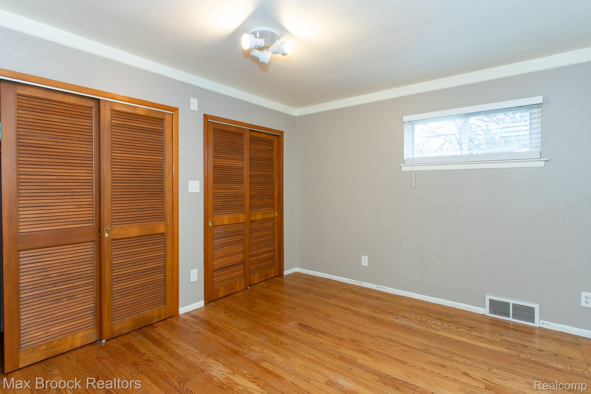 8501 Northfield Boulevard Property Photo 22