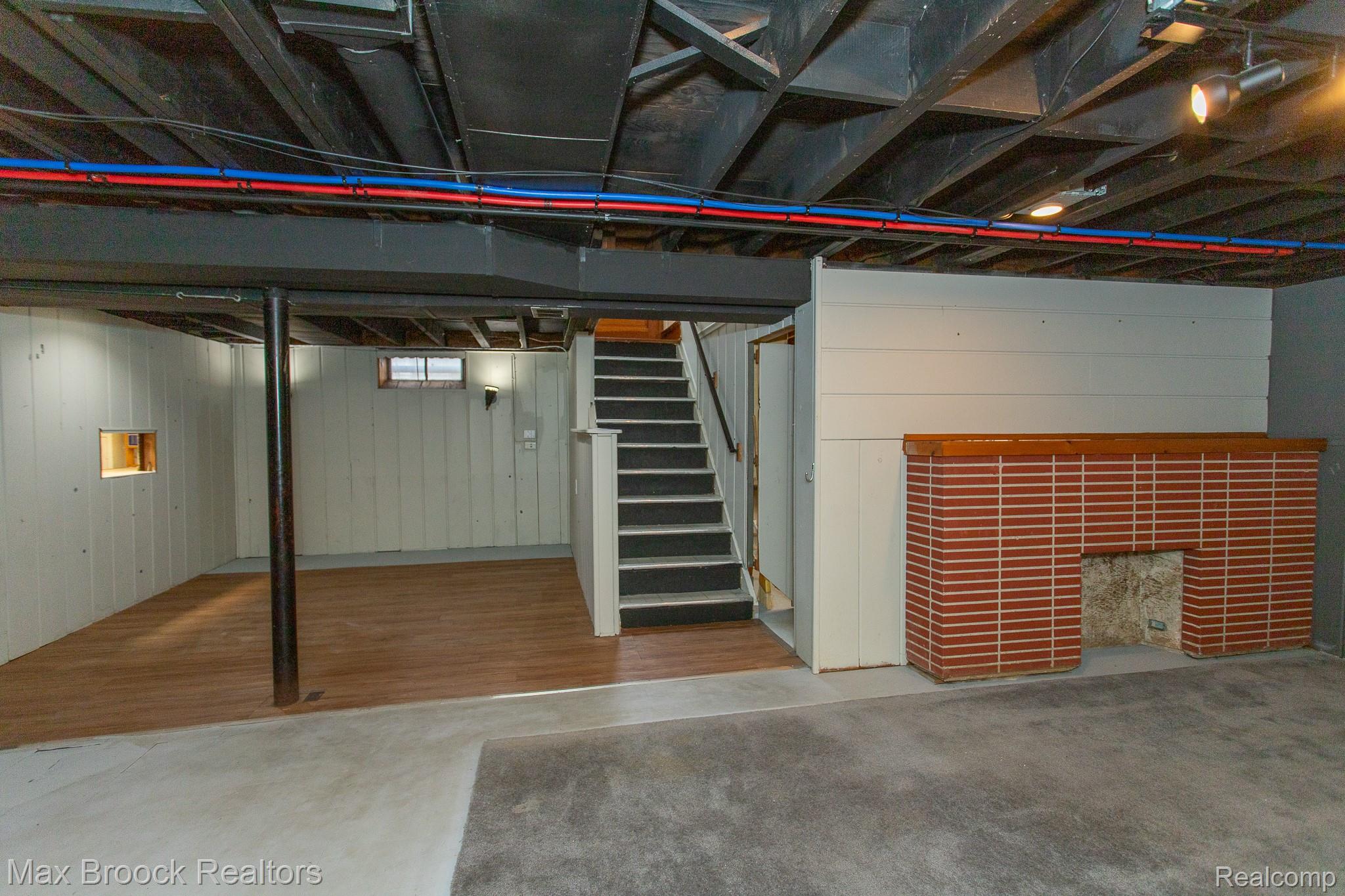 8501 Northfield Boulevard Property Photo 28