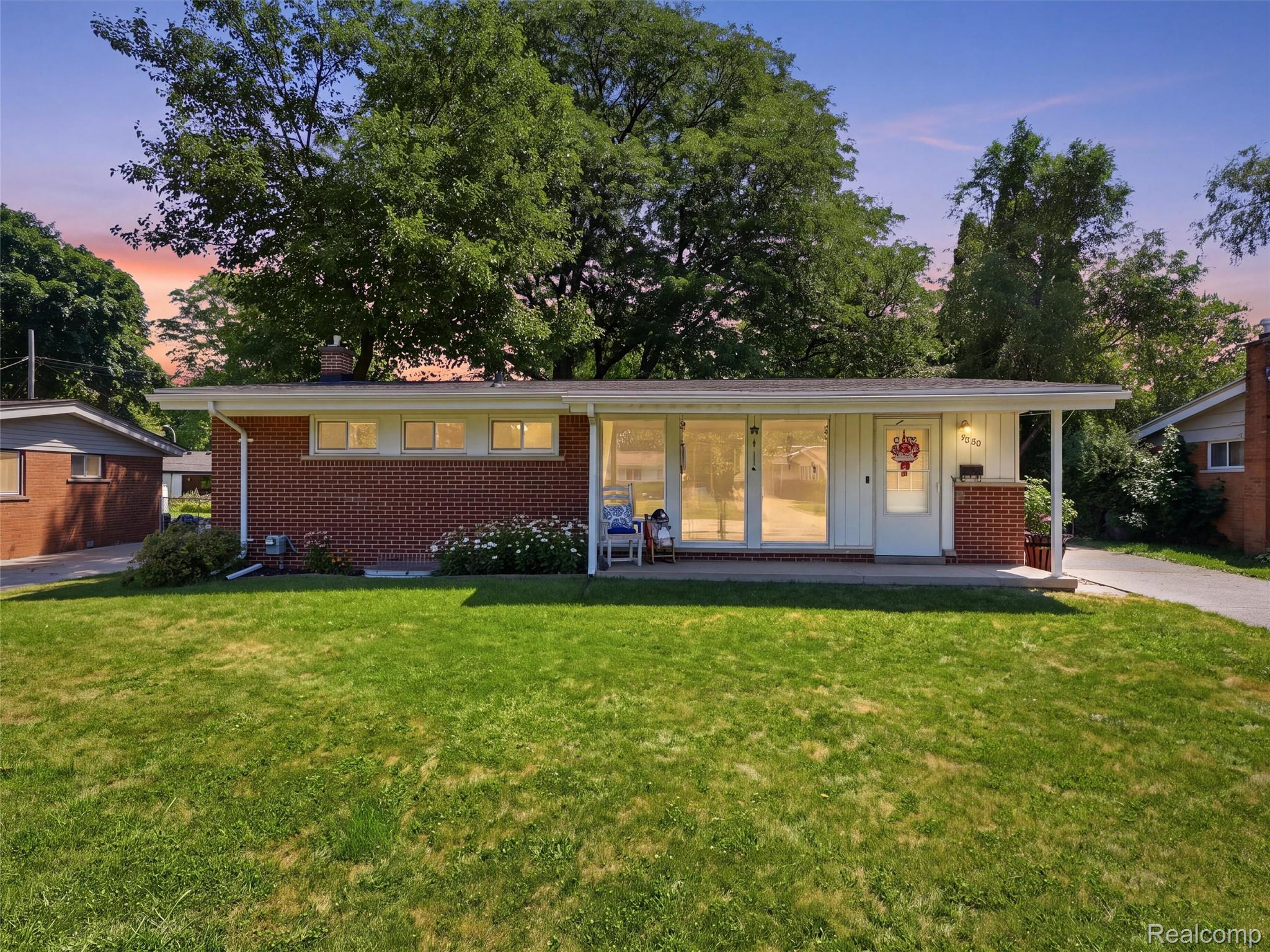 8980 Melrose Street Property Photo 1