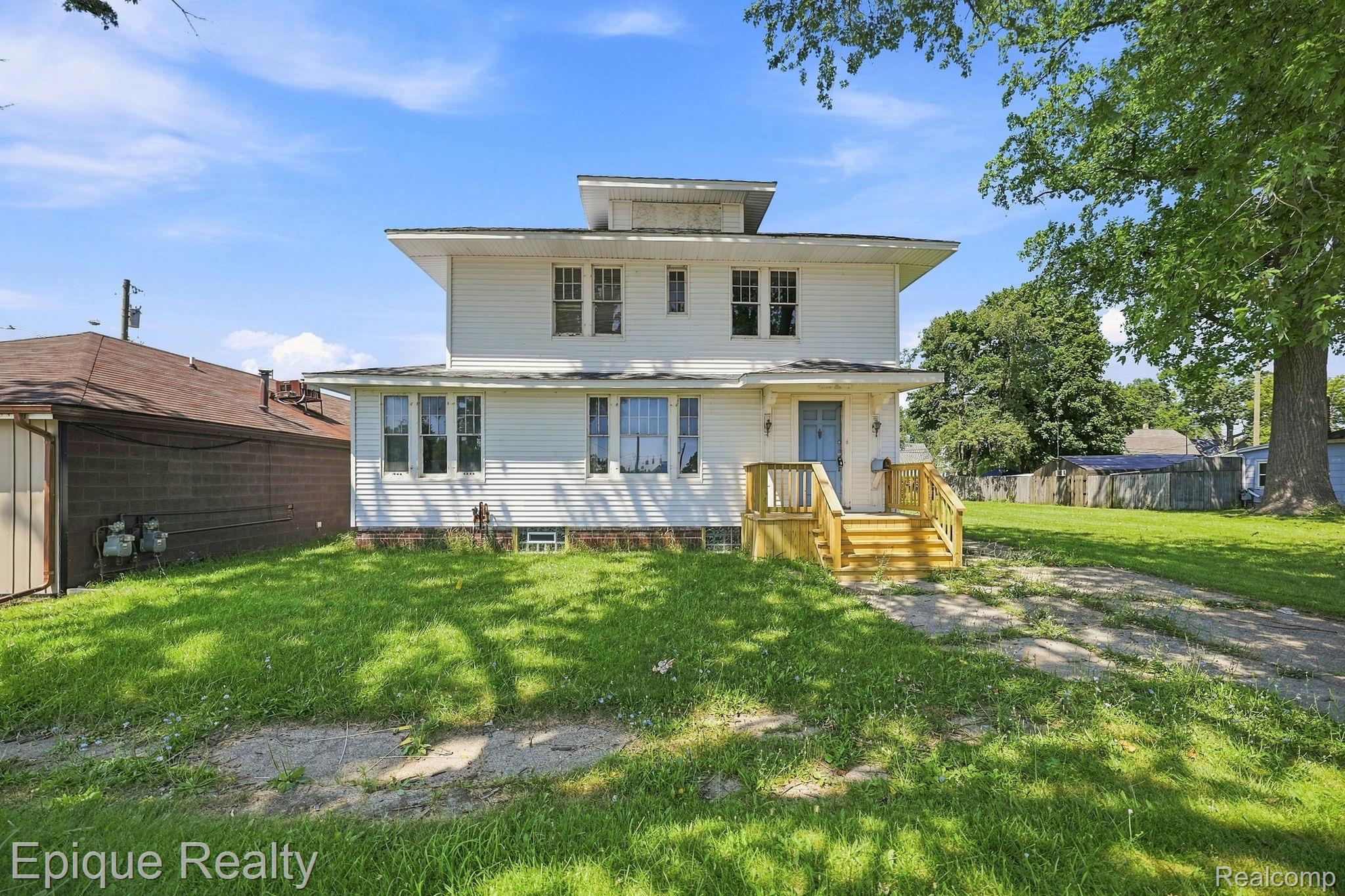 1311 Scott Avenue Property Photo 1