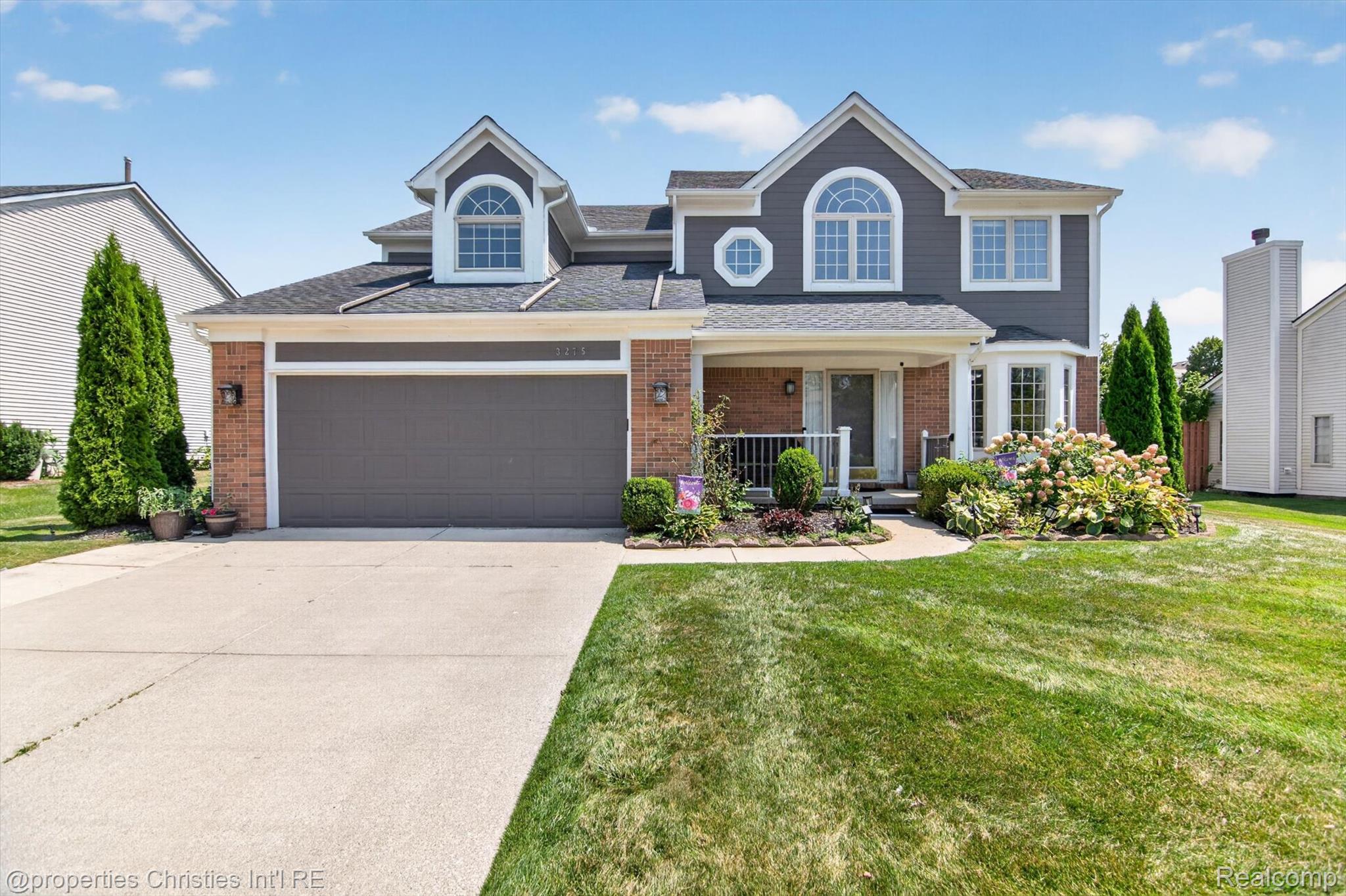 3275 Honeysuckle Drive