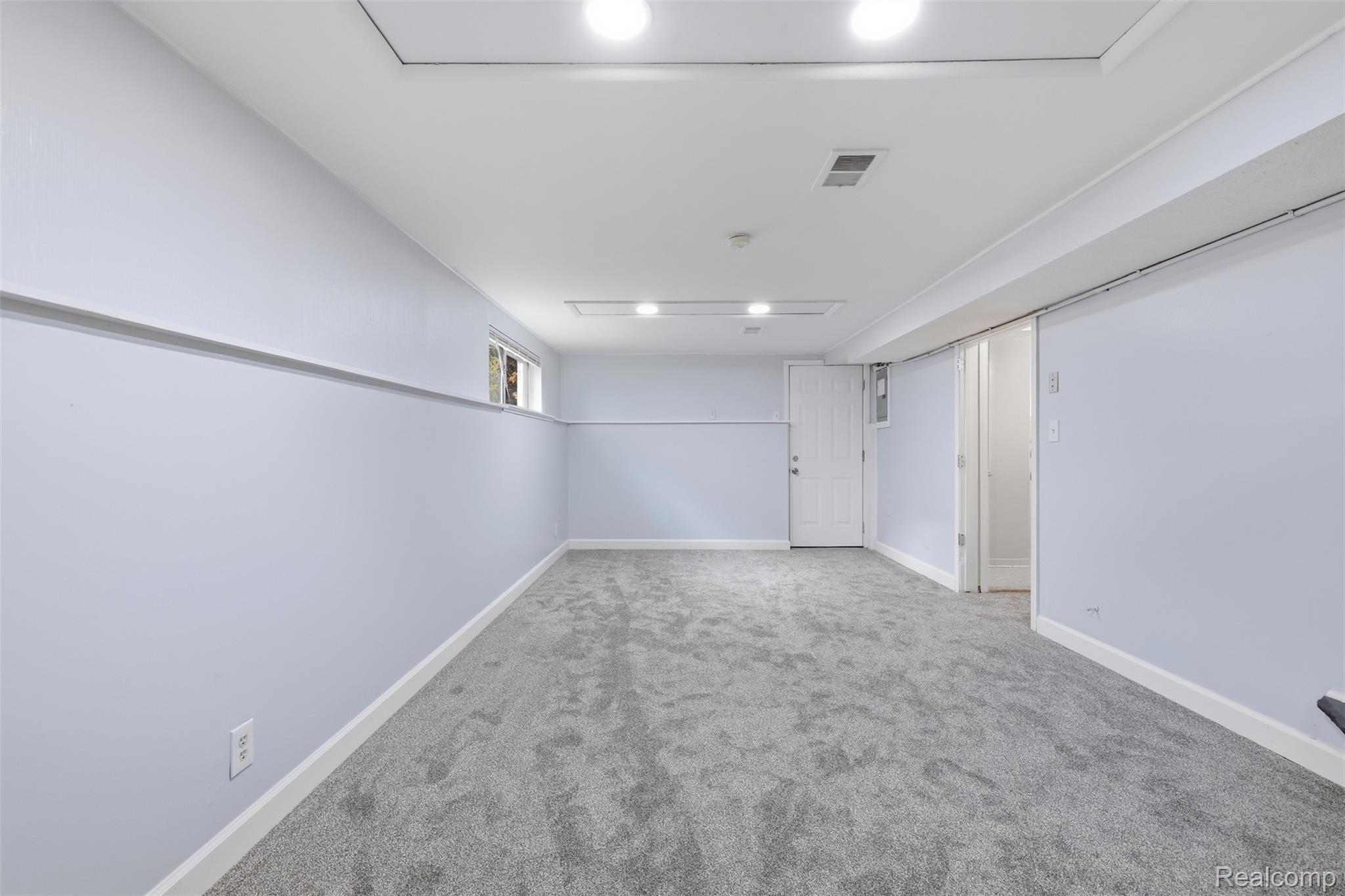 4661 N Tuxedo Drive Property Photo 14