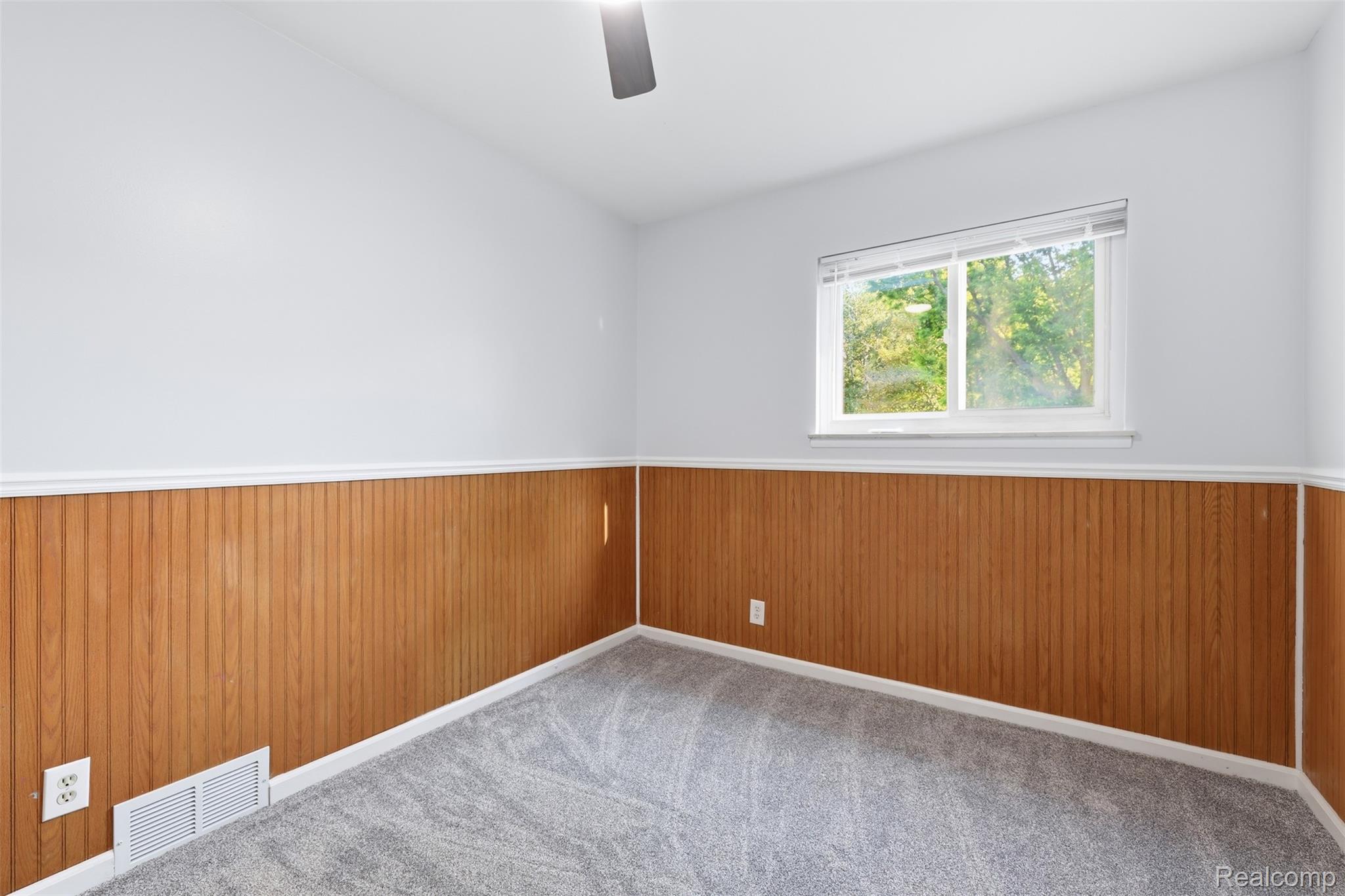 4661 N Tuxedo Drive Property Photo 24