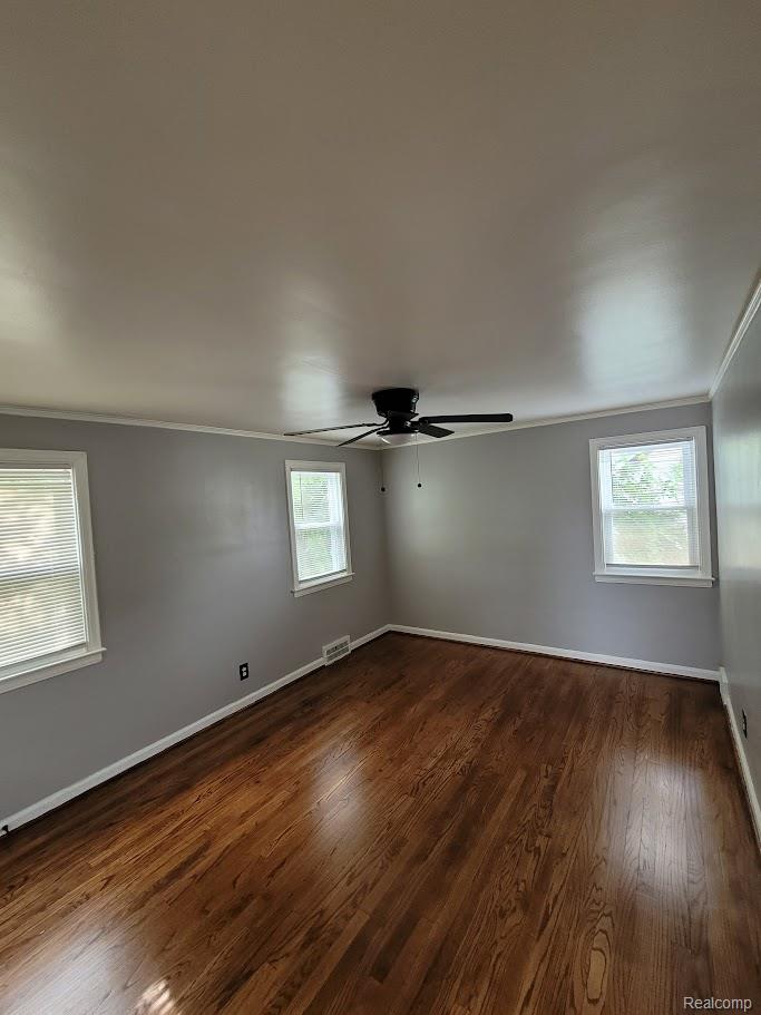 20024 Hartwell Street Property Photo 21