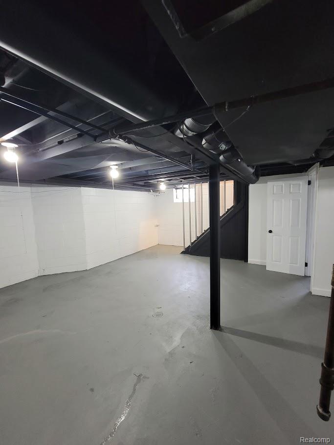 20024 Hartwell Street Property Photo 27
