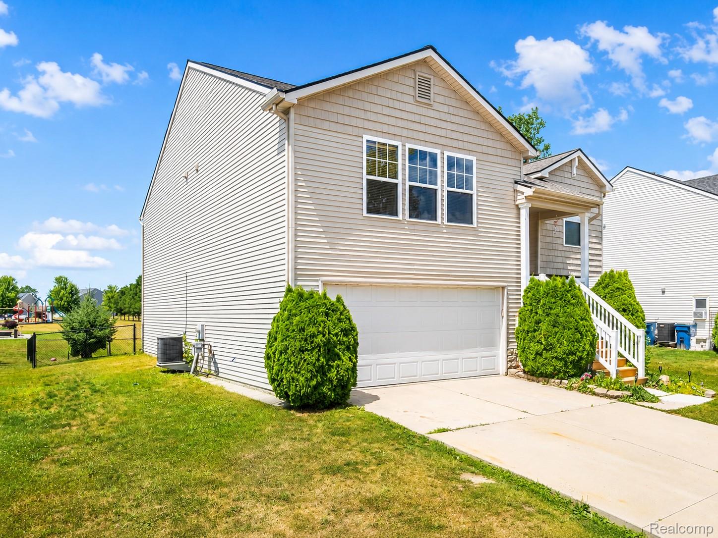 3067 Elk Creek Drive Property Photo 4