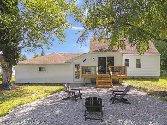 23161 Hill Avenue Property Photo 5