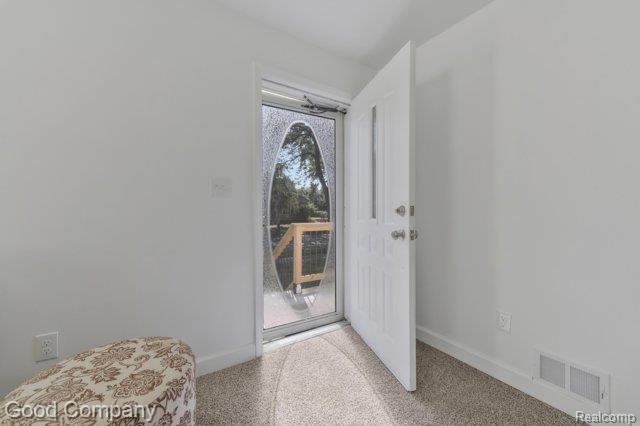 23161 Hill Avenue Property Photo 10