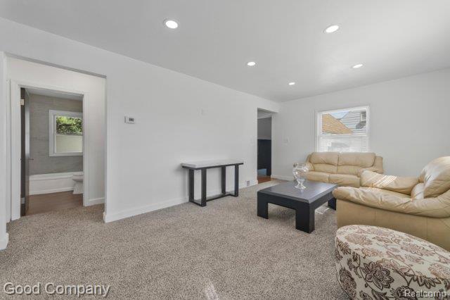 23161 Hill Avenue Property Photo 11