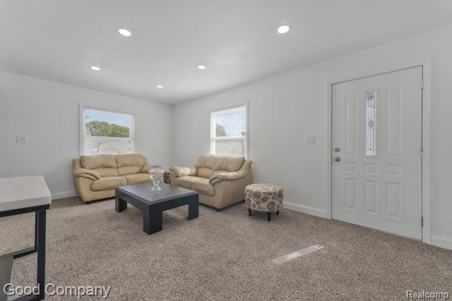 23161 Hill Avenue Property Photo 12