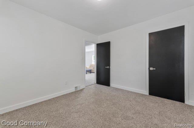 23161 Hill Avenue Property Photo 25