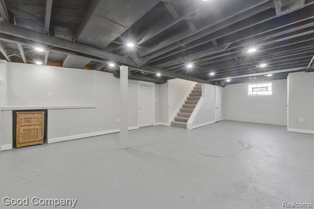 23161 Hill Avenue Property Photo 34