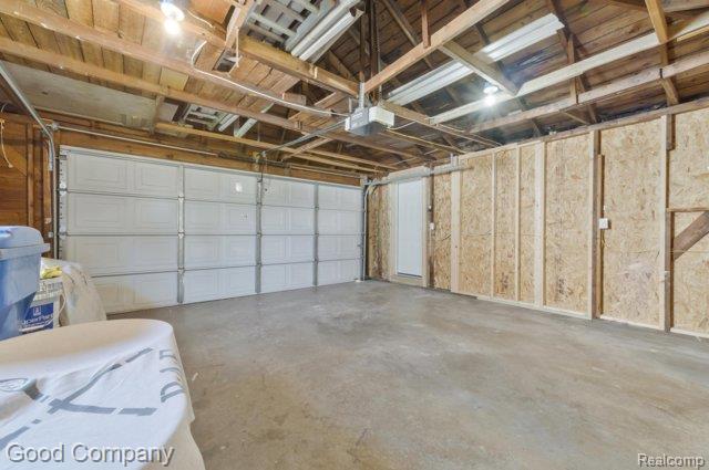23161 Hill Avenue Property Photo 37