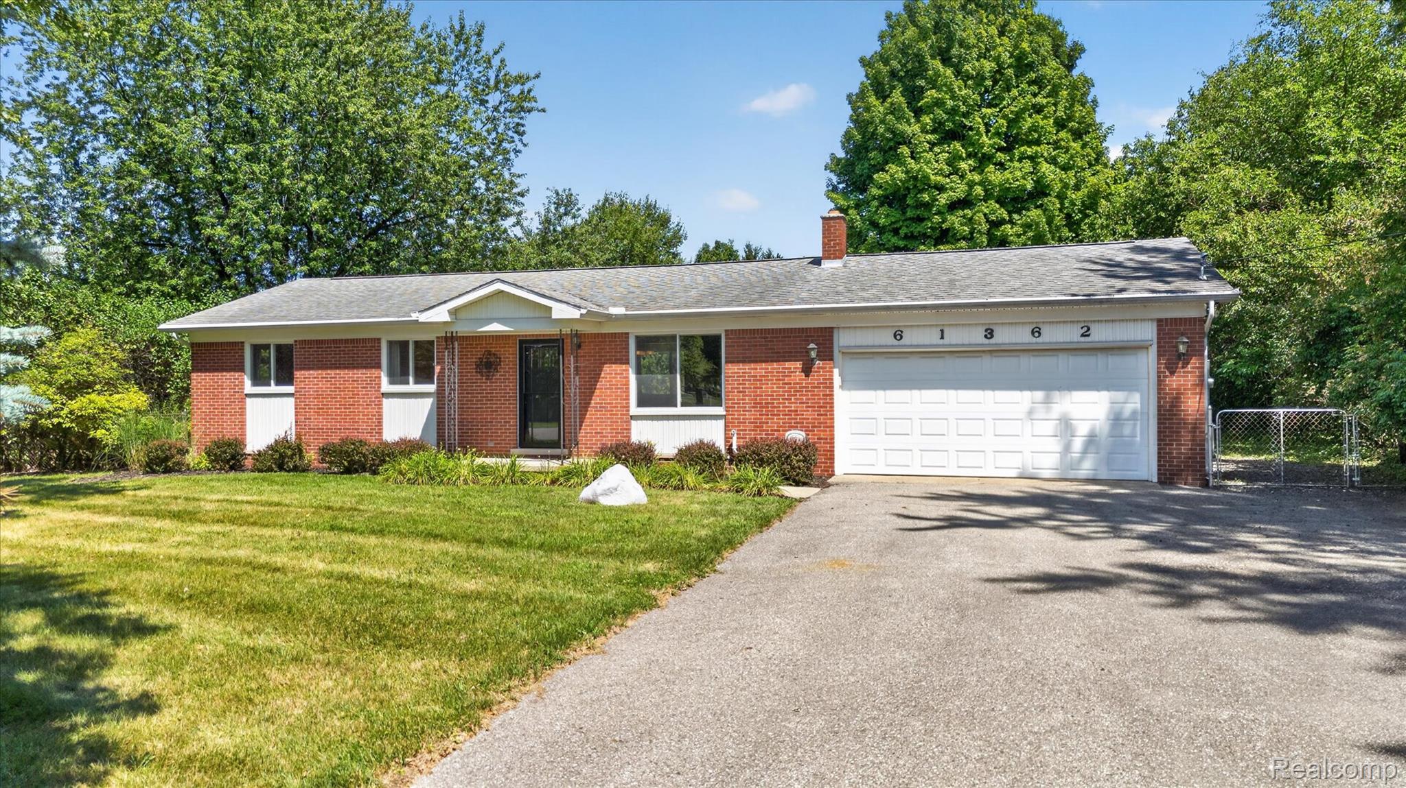 61362 Richfield Street Property Photo 1